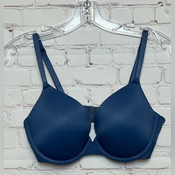 VS Pink Wear Everywhere Push Up - Picture 1 of 12